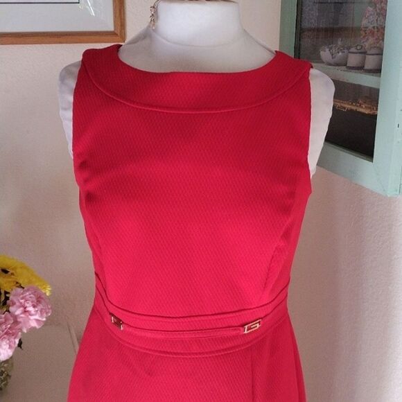 Shelby and Palmer Red Sheath Dress. - Picture 2 of 11